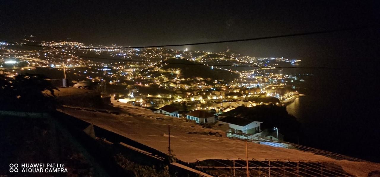 Vista Mar Camara de Lobos
